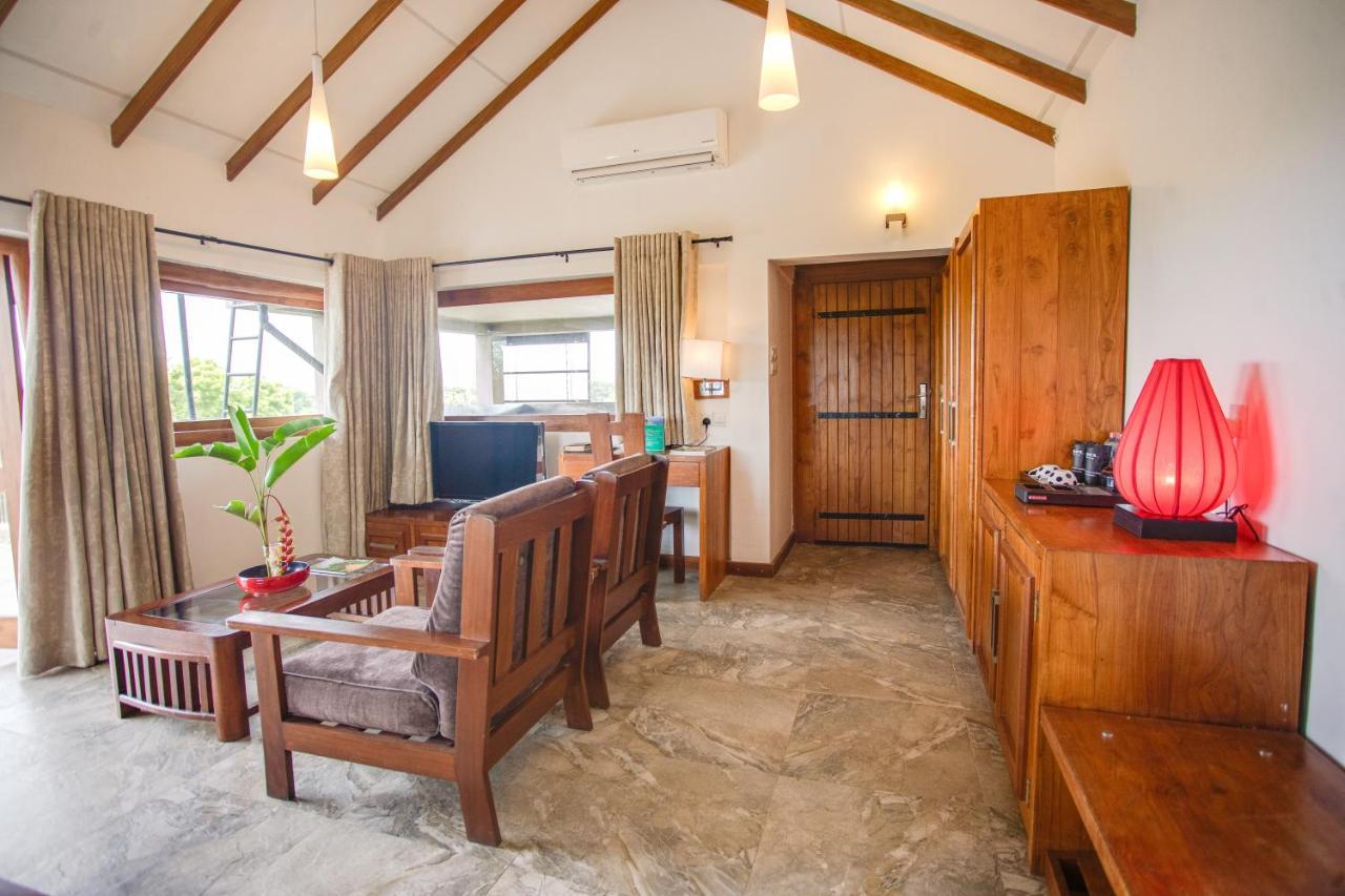 Kalu'S Hideaway Udawalawe Hotel Exterior photo