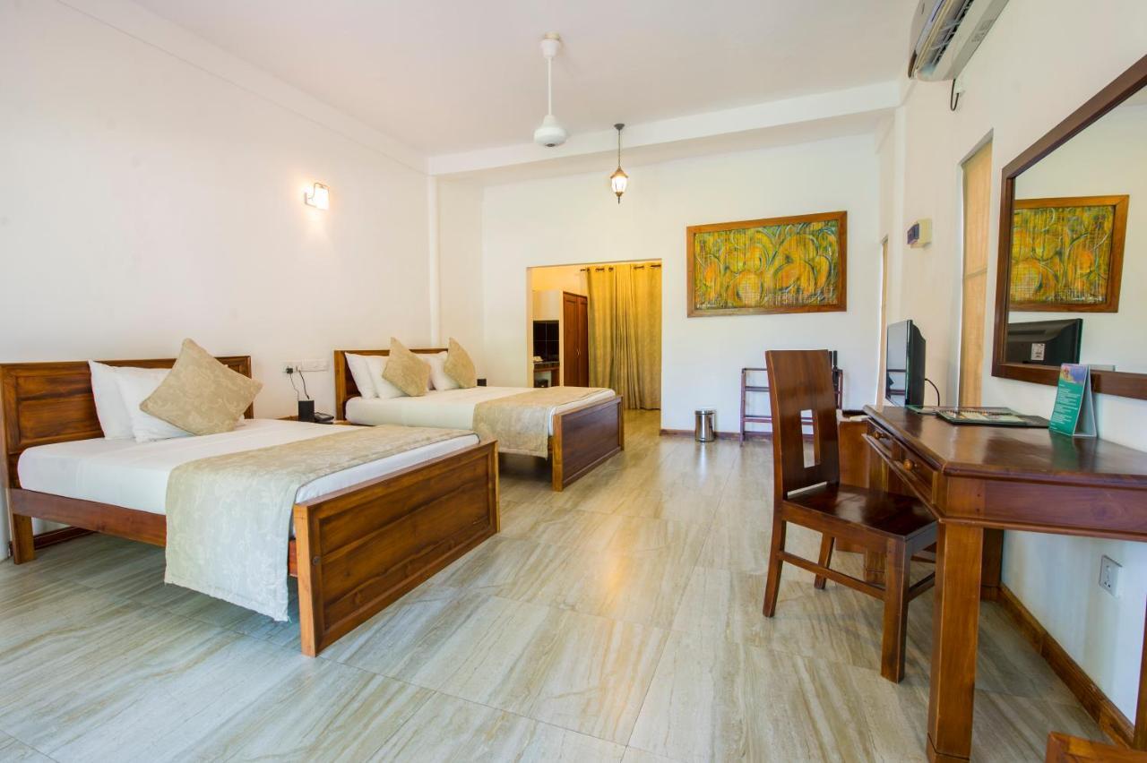 Kalu'S Hideaway Udawalawe Hotel Exterior photo